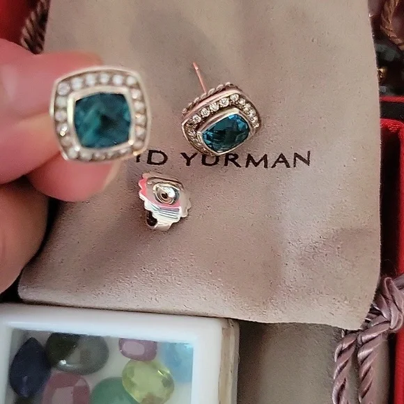 Traded David Yurman diamond topaz stud earring - Picture 4 of 8